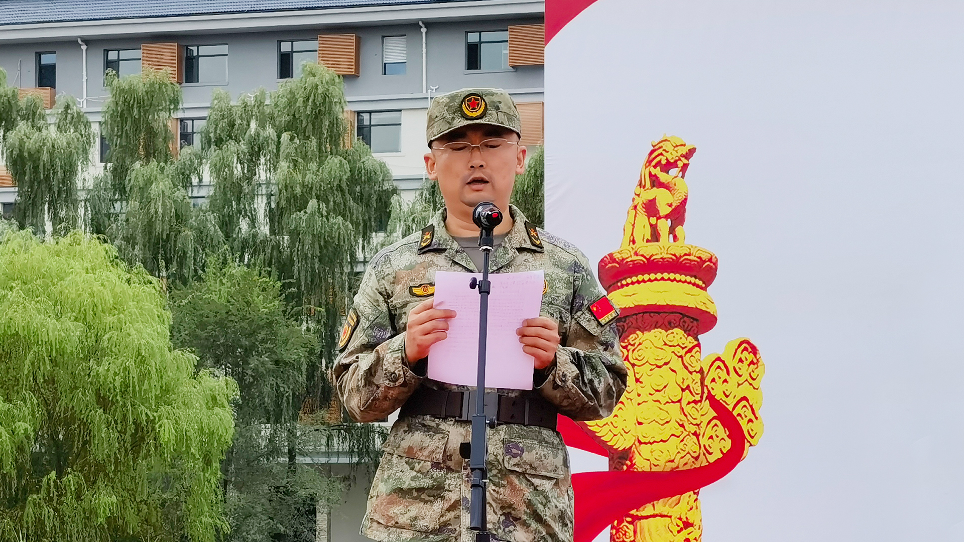 营长讲话.jpg