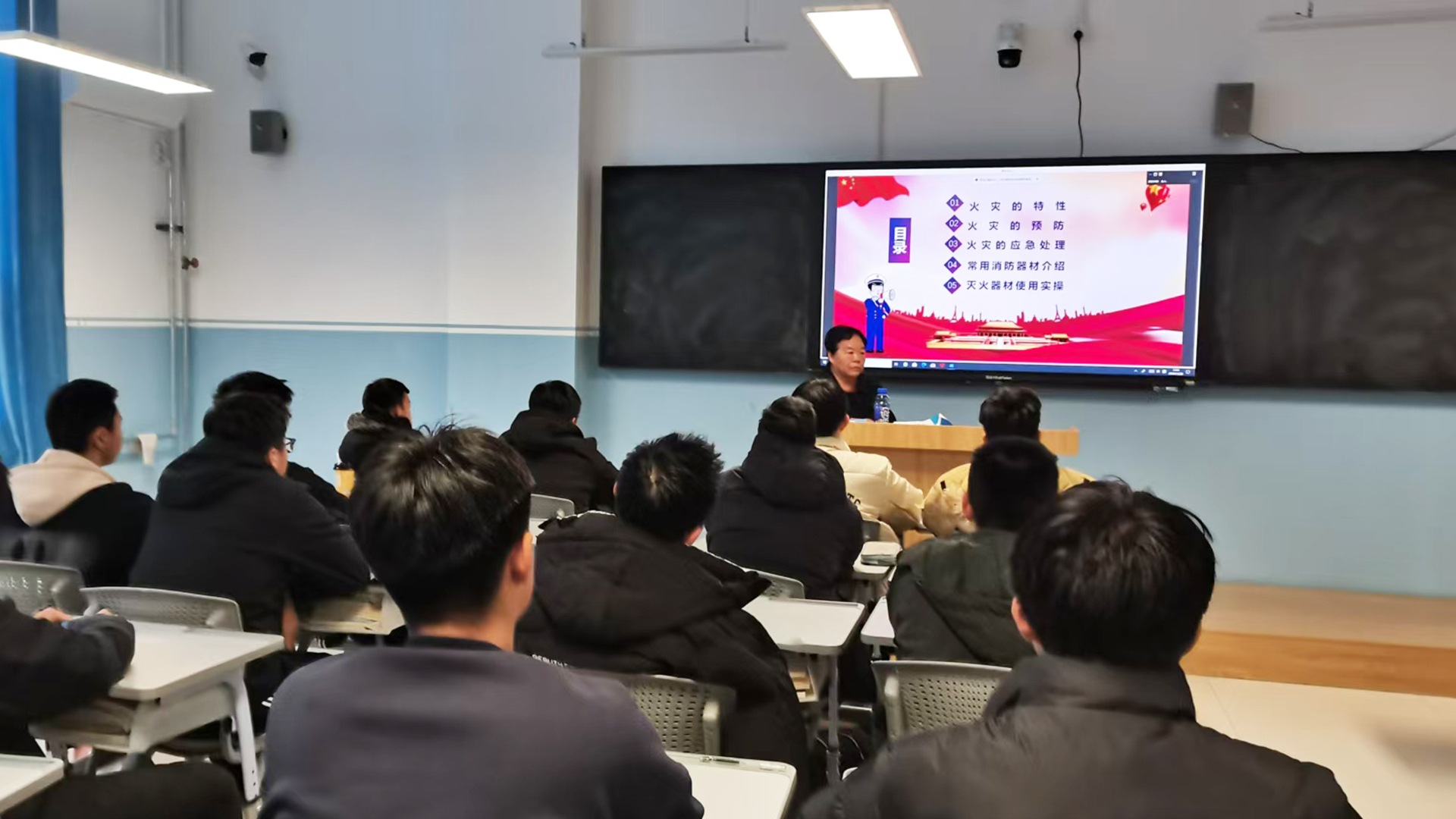 上课7.jpg 上课7.jpg