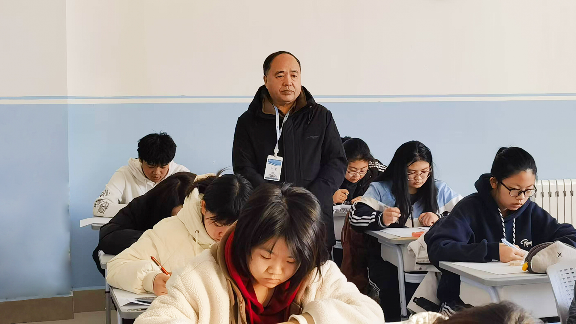 王利民校长.jpg 王利民校长.jpg