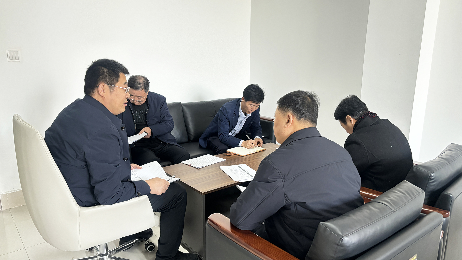 学工分组.jpg 学工分组.jpg