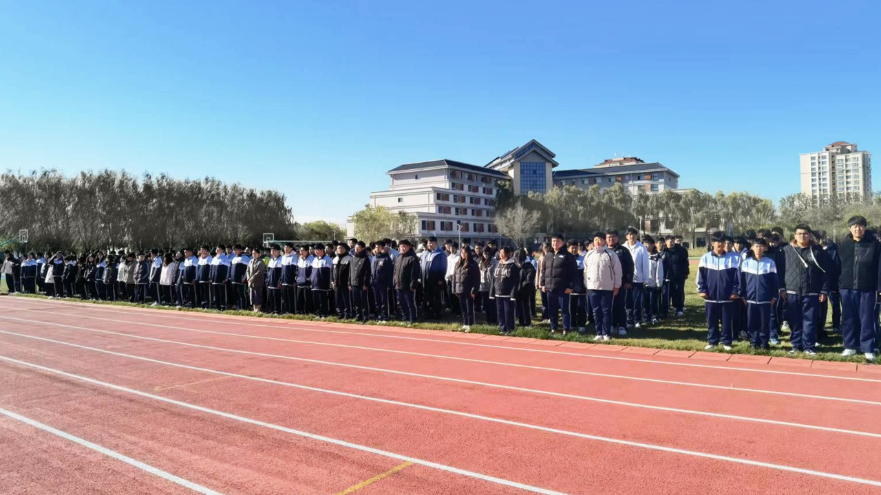 学生.jpg