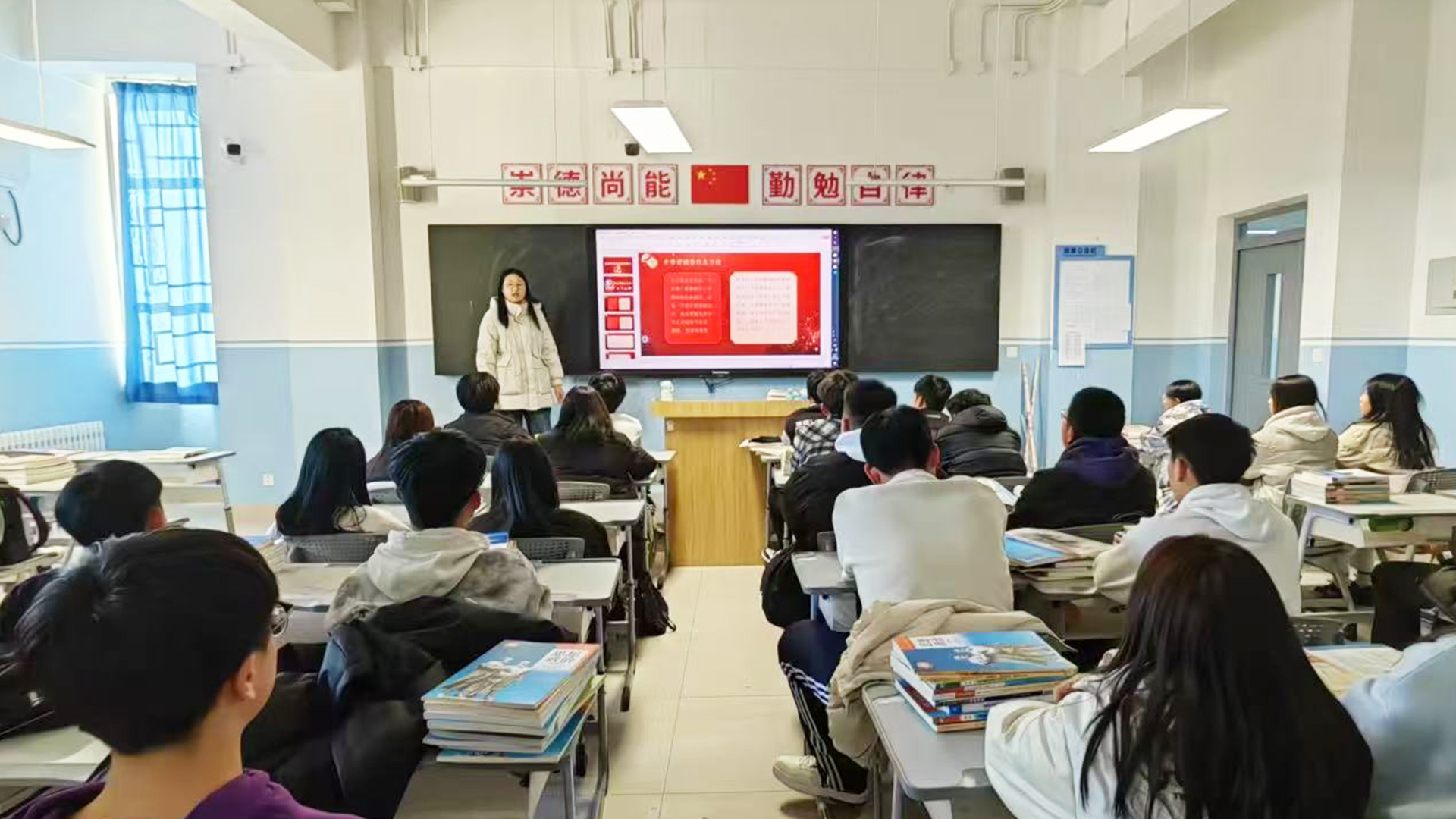计算机四班1.jpg 计算机四班1.jpg
