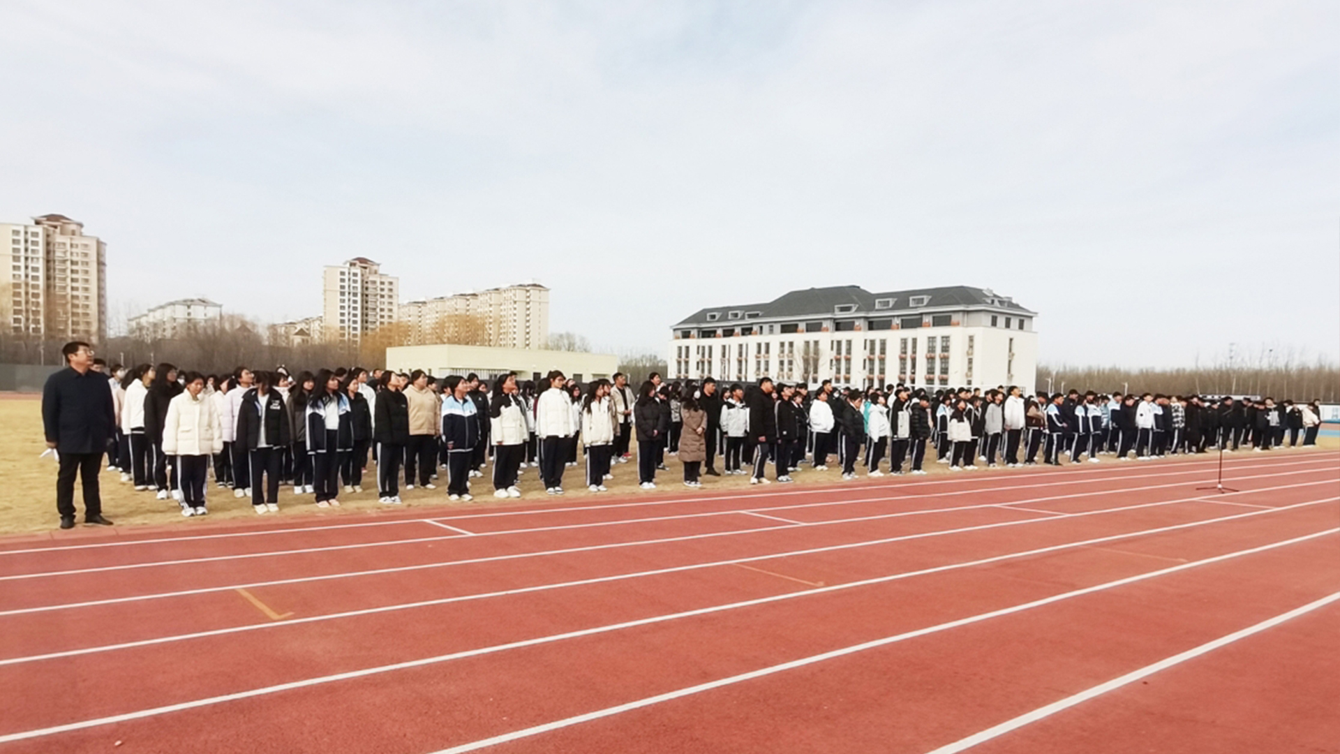 学生.jpg 学生.jpg