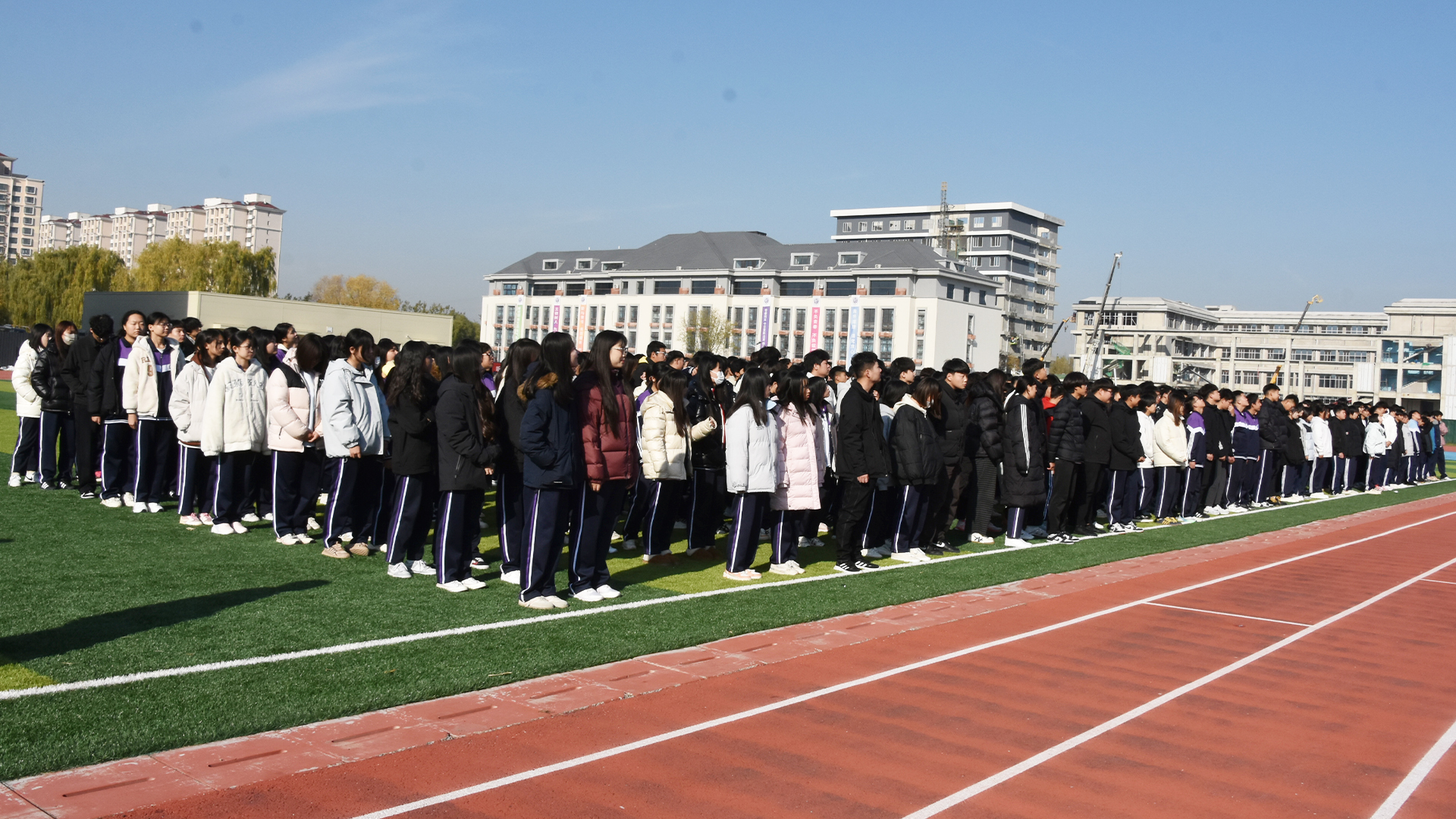 学生.jpg 学生.jpg
