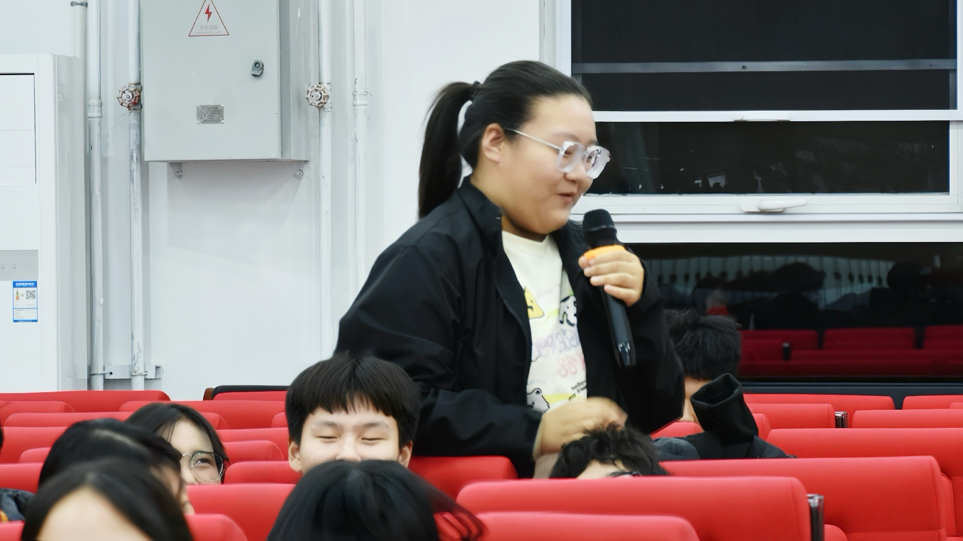 互动1.JPG.jpg 互动1.JPG.jpg