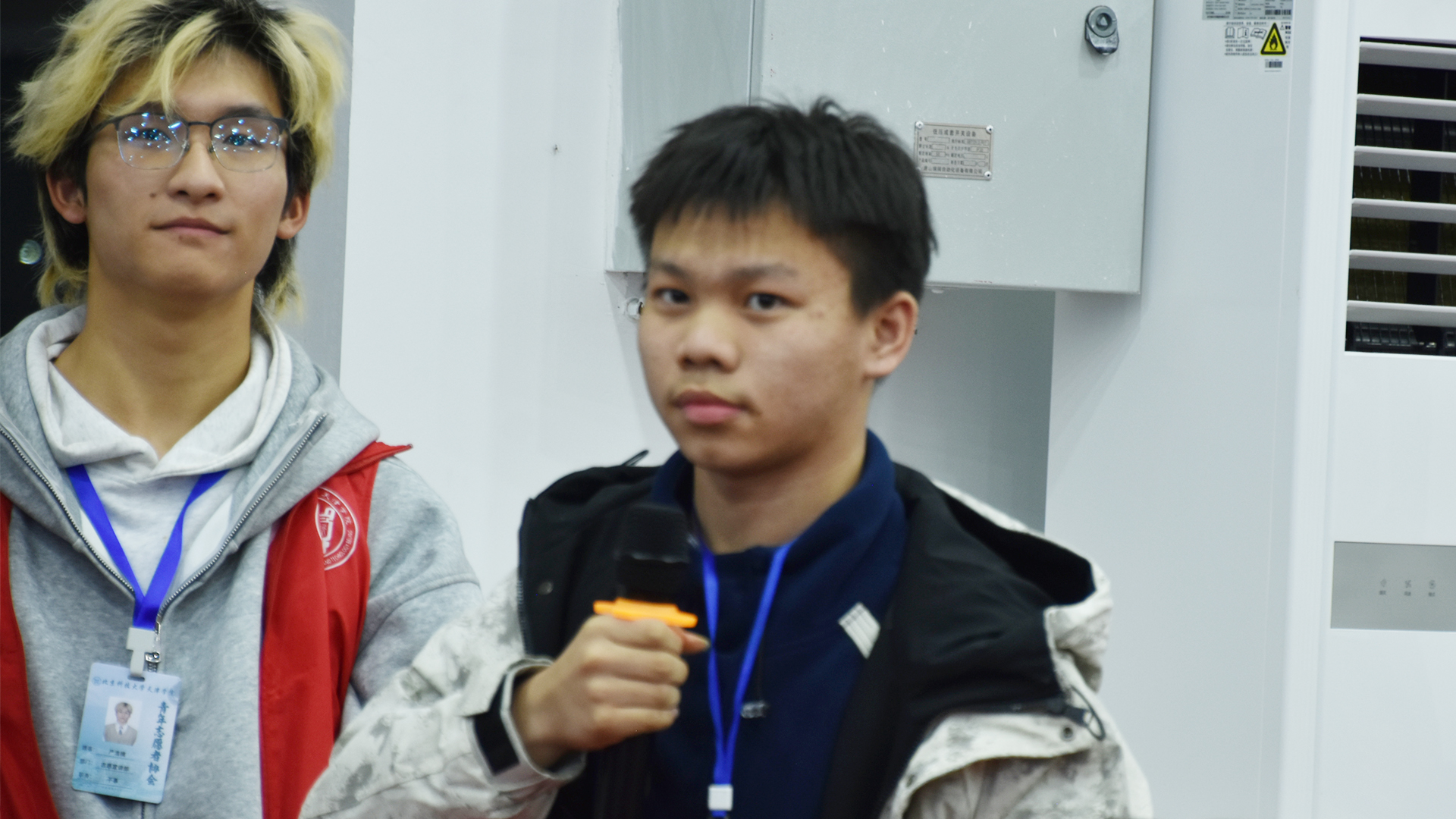 互动4.JPG