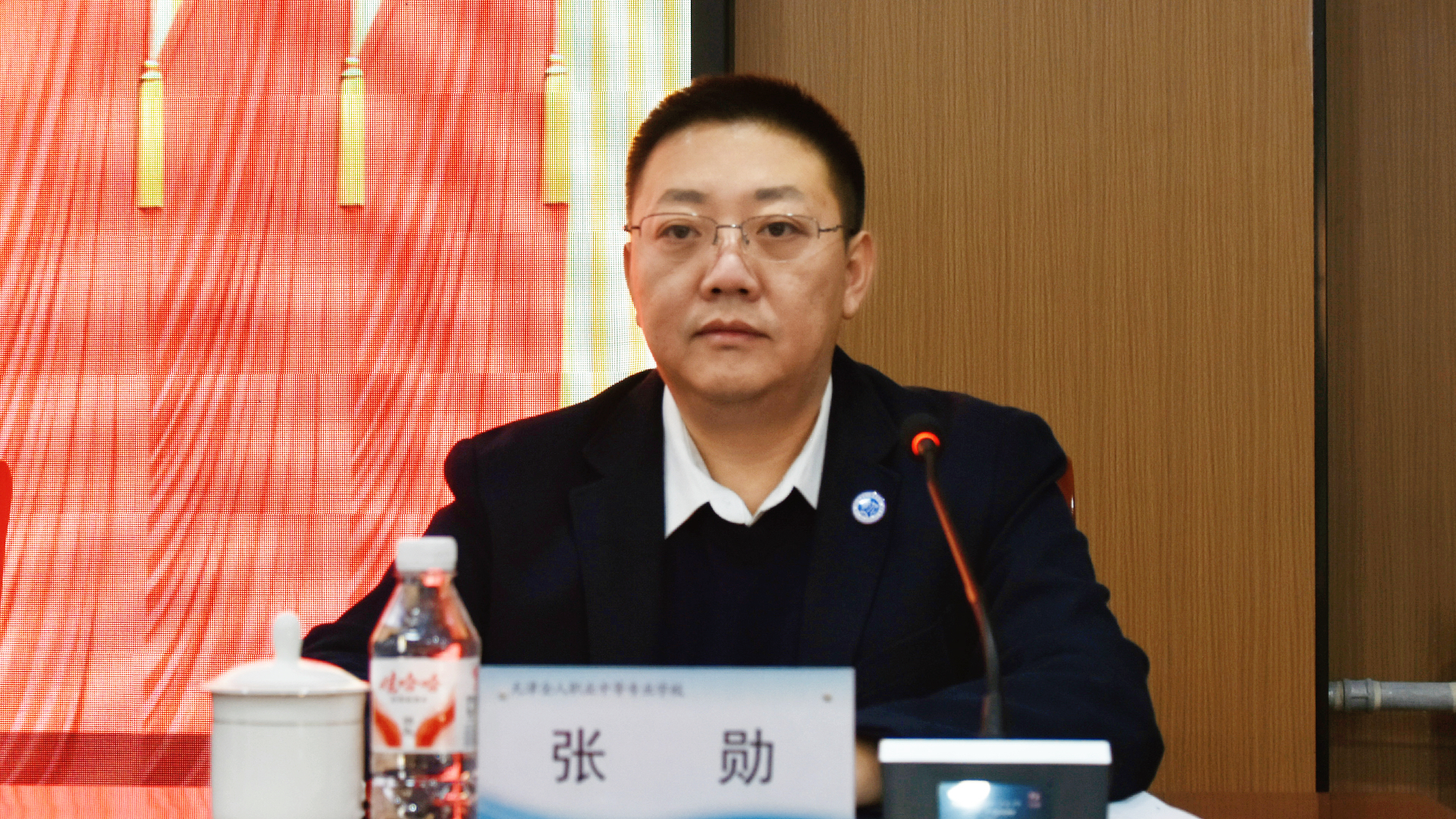 张校.JPG.jpg