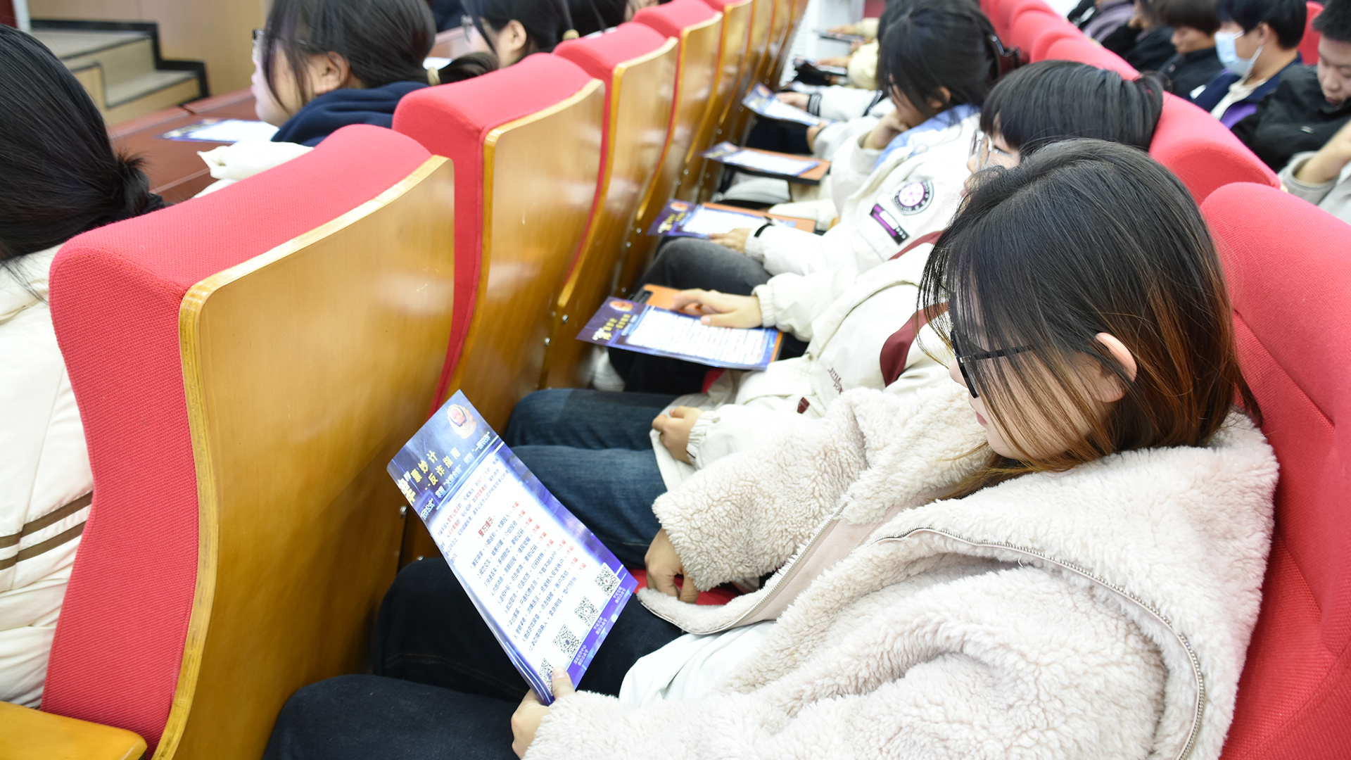 手册2.JPG