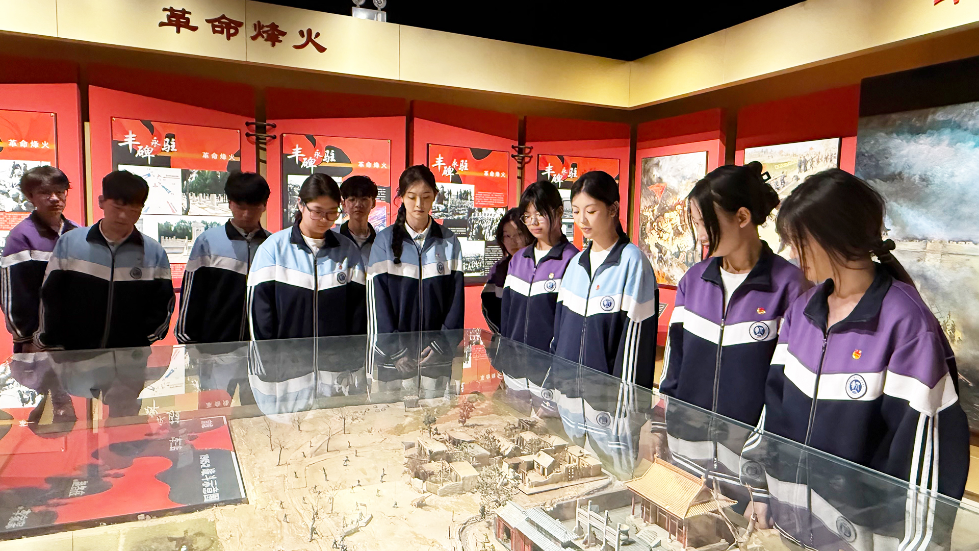 展馆1.jpg 展馆1.jpg