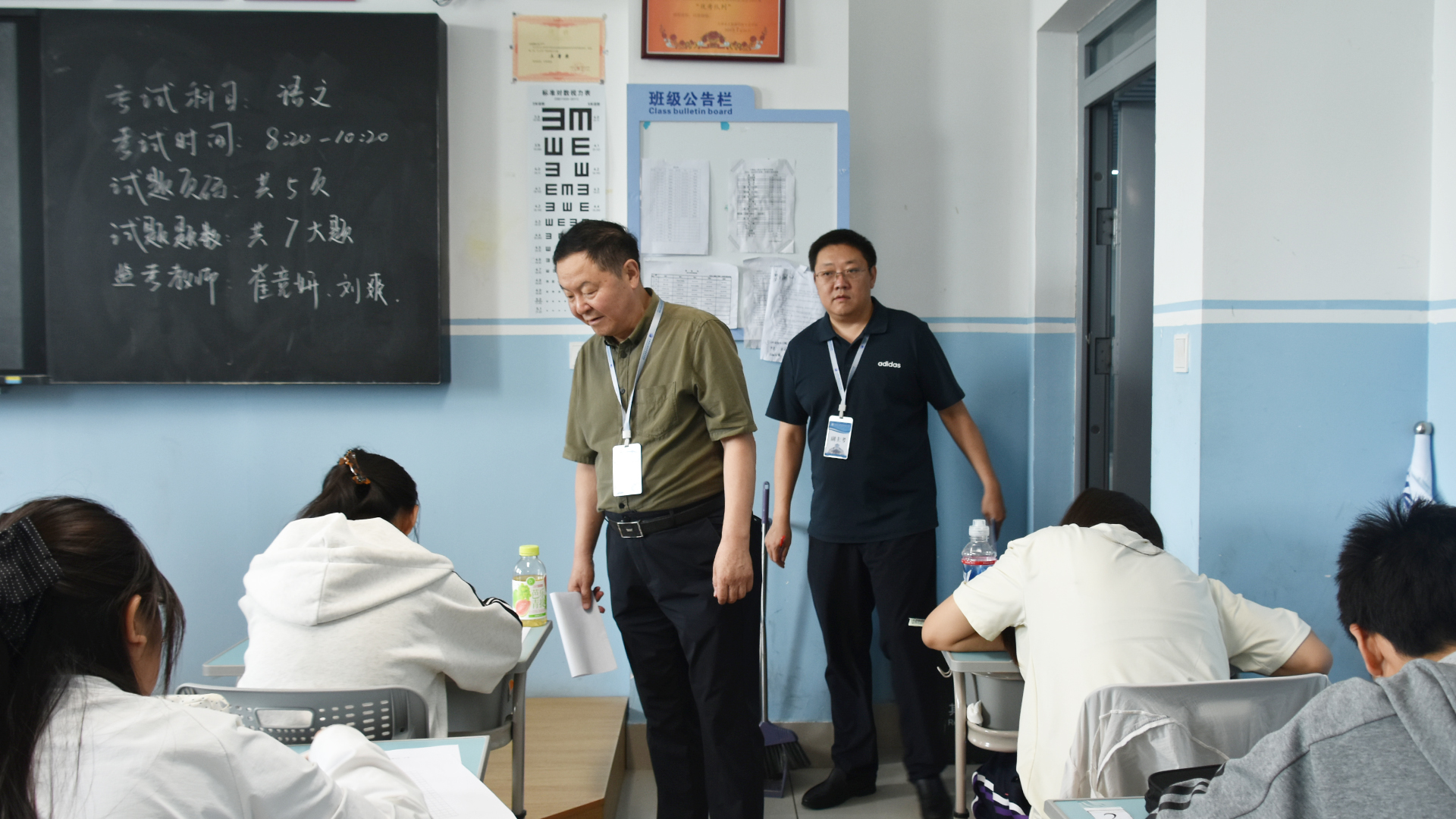 秦校、张勋.JPG
