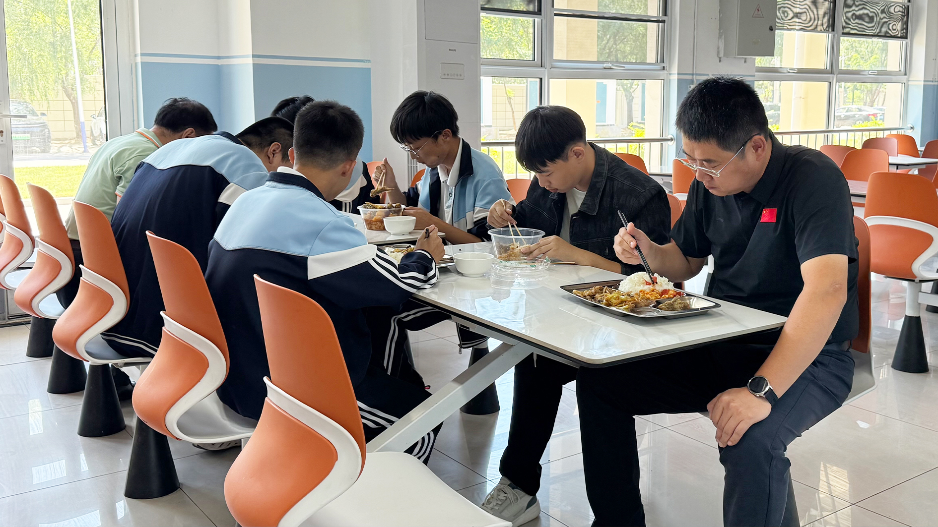 书记.JPG