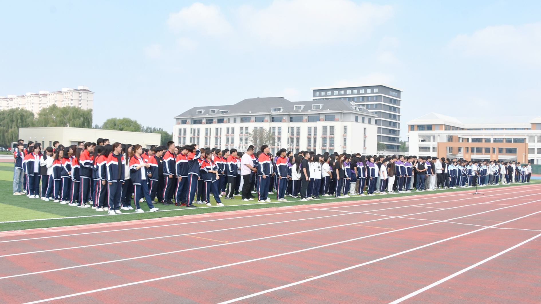 学生.jpg 学生.jpg