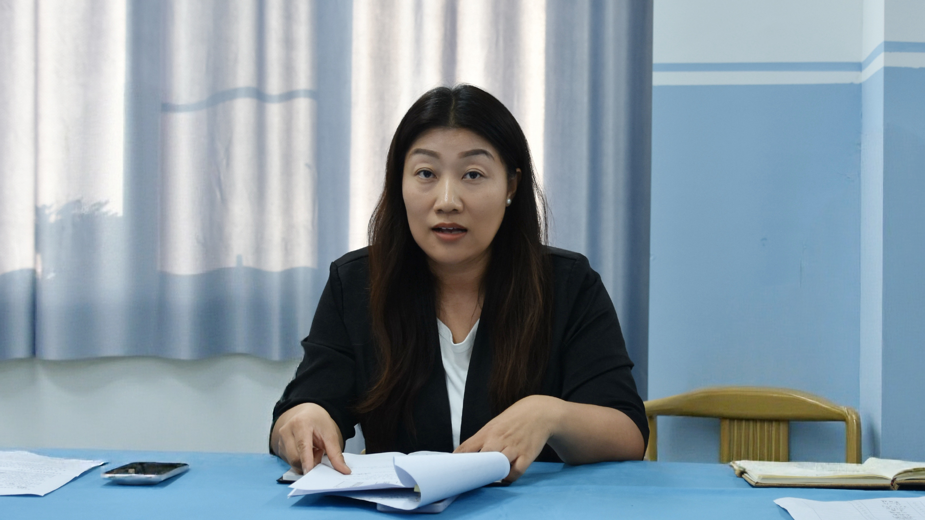 李琳琳.jpg 李琳琳.jpg